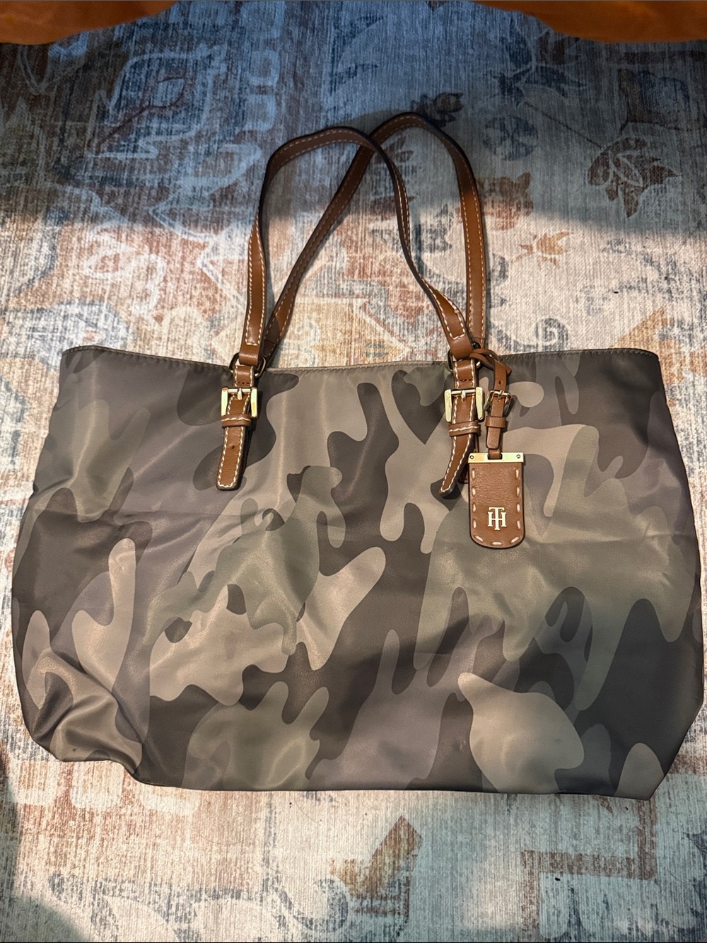 Tommy Hilfiger Julia Camo Nylon Tote